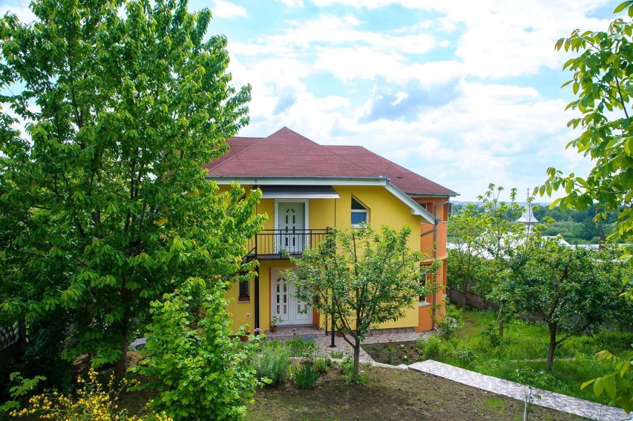 Casa Liana Hotel Nagyvárad Kültér fotó